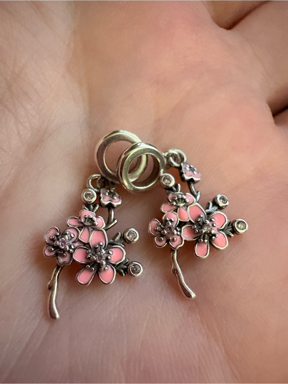 Linx floral pair charms